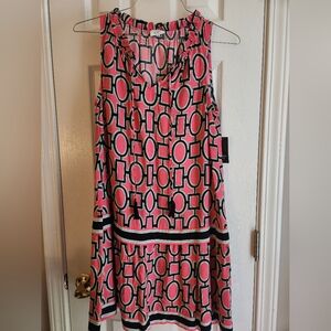 *NWT* Crown & Ivy Geometric Pink and Navy Dress. Size S